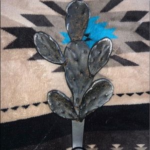 Large Metal Cactus Wall Hanger